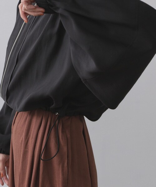 OPAQUE.CLIP（オペークドットクリップ）の「シアーランタンスリーブブルゾン【洗濯機洗い可】（ブルゾン・レディース・ブラック/アイボリー・42/40/38）」の6枚目の写真