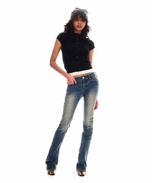 BEEDEN(ビーデン)の「CROSS BUTTON COMPACT KNIT TOPS(ニット/セーター・レディース・カモフラージュ/ブラック・FREE)」の19枚目の写真