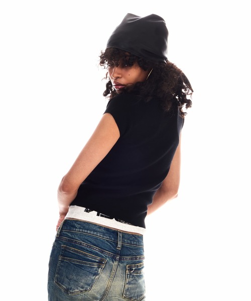 BEEDEN(ビーデン)の「CROSS BUTTON COMPACT KNIT TOPS(ニット/セーター・レディース・カモフラージュ/ブラック・FREE)」の18枚目の写真
