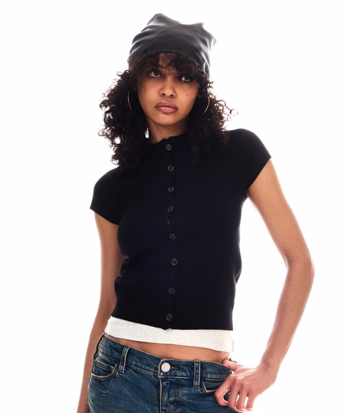 BEEDEN(ビーデン)の「CROSS BUTTON COMPACT KNIT TOPS(ニット/セーター・レディース・カモフラージュ/ブラック・FREE)」の17枚目の写真