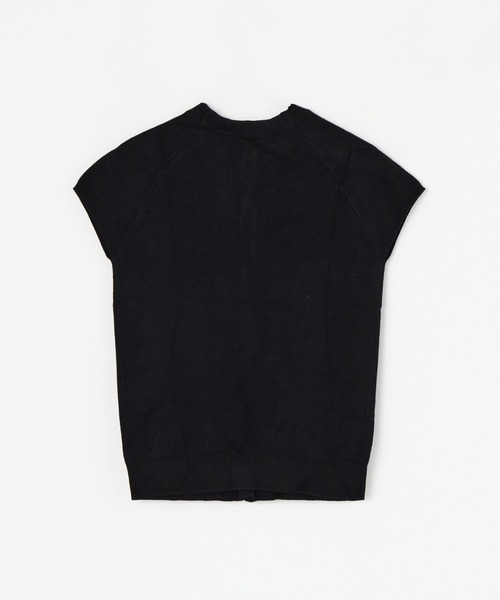 BEEDEN(ビーデン)の「CROSS BUTTON COMPACT KNIT TOPS(ニット/セーター・レディース・カモフラージュ/ブラック・FREE)」の9枚目の写真