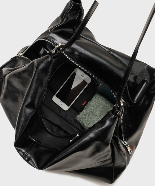 tk.TAKEO KIKUCHI(ティーケータケオキクチ)の「デフォーメッドボストンBAG(ボストンバッグ・メンズ・ブラック/ブラウン系1・00)」の22枚目の写真