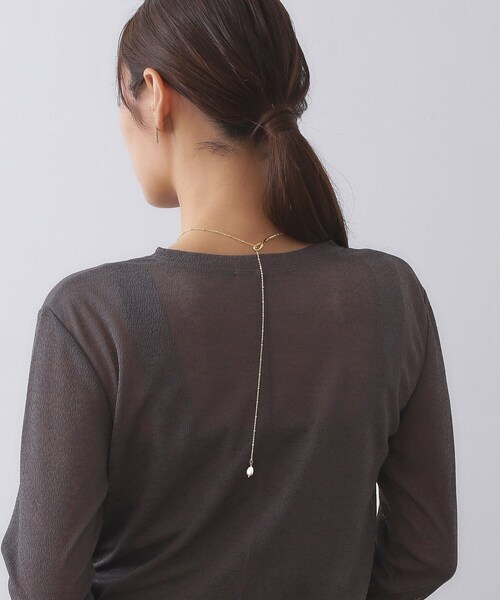 OPAQUE.CLIP(オペークドットクリップ)の「淡水パール×メタルバー スライドネックレス(ネックレス・レディース・ゴールド/シルバー・00)」の8枚目の写真