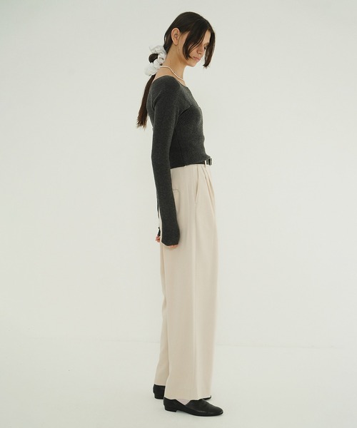 CLANE（クラネ）の「BASIC TUCK PANTS（スラックス・レディース・ブラック/アイボリー/ミント・1/0/2）」の7枚目の写真