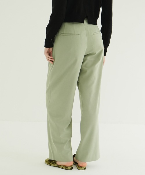 CLANE（クラネ）の「BASIC TUCK PANTS（スラックス・レディース・ブラック/アイボリー/ミント・1/0/2）」の15枚目の写真