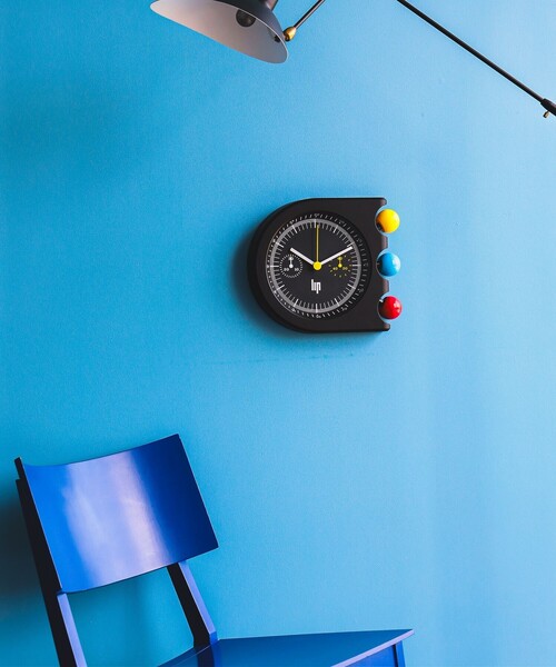 bpr BEAMS(ビーピーアール ビームス )の「LIP / MACH 2000 WALL CLOCK(掛け時計・レディース・ブラック・ONE SIZE)」の2枚目の写真