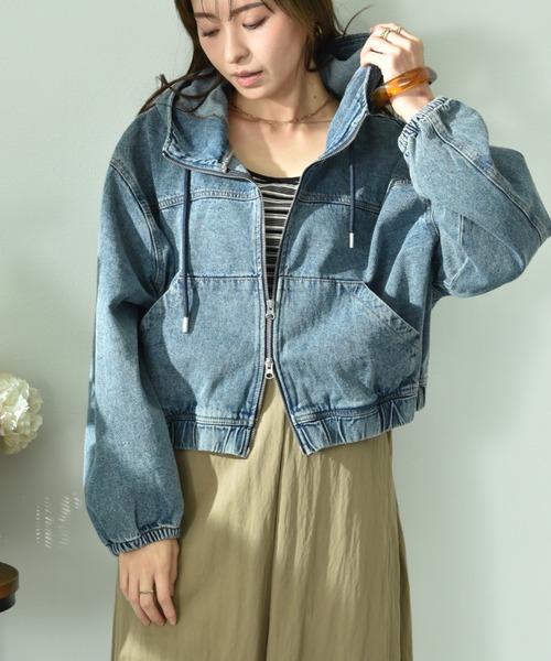 INTERPLANET（インタープラネット）の「デニムフードブルゾン（ブルゾン・レディース・ブラック/ブルー・FREE）」の5枚目の写真