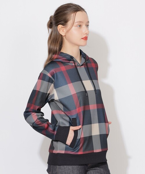 BLUE LABEL CRESTBRIDGE（ブルーレーベルクレストブリッジ）の