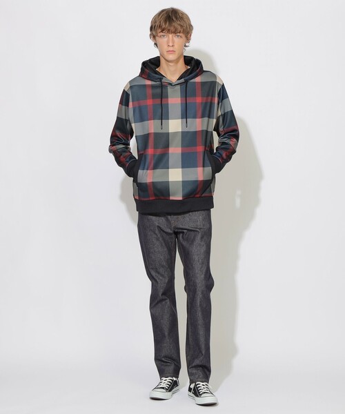 BLUE LABEL CRESTBRIDGE（ブルーレーベルクレストブリッジ）の