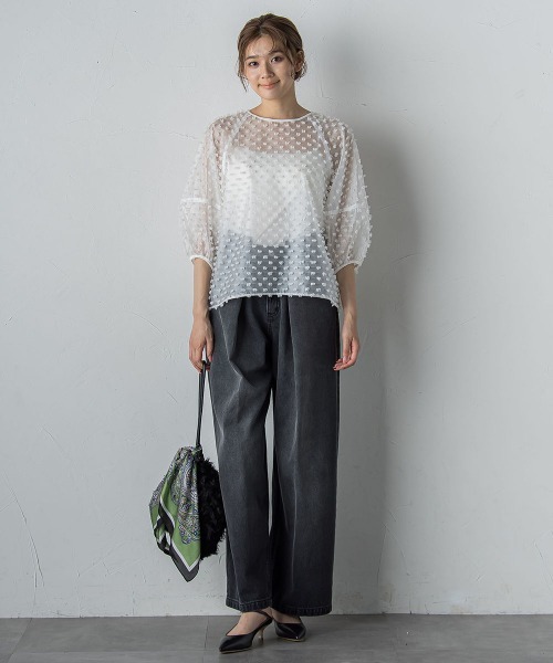 Droite lautreamont(ドロワットロートレアモン)の「ポンポンジャガードブラウス≪洗濯機で洗える≫(シャツ/ブラウス・レディース・オフホワイト/ブラック・M)」の8枚目の写真