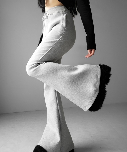 me+em select(ミームセレクト)の「【 2color 】厚底テディボアサボサンダル / platform teddy boa sabo sandals(その他シューズ・レディース・ブラック/アイボリー・36/37/38/39/40)」の12枚目の写真