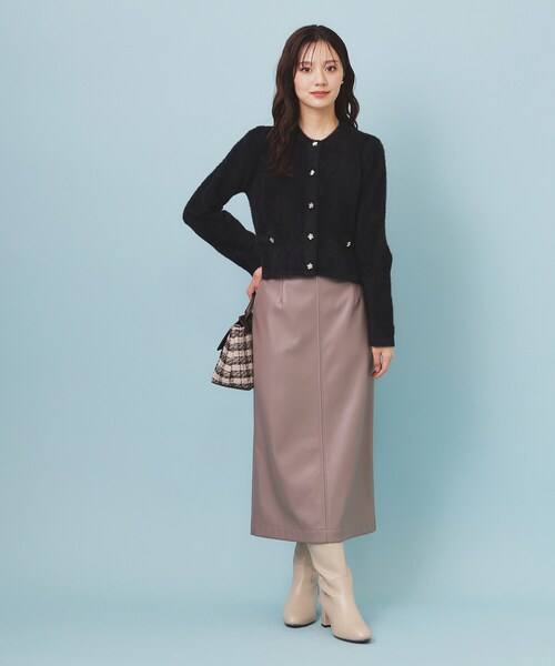 セール】フェザーヤーンフラワーボタンカーディガン【洗濯機OK