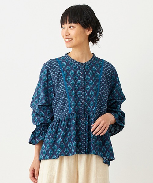 チチカカ（チチカカ）の「ブーケブラウス（シャツ/ブラウス・レディース・ネイビー/マスタード・FREE）」の6枚目の写真