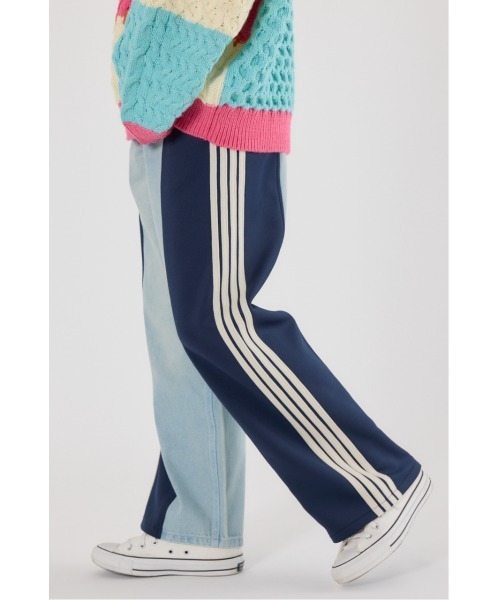 RODEO CROWNS WIDE BOWL(ロデオクラウンズワイドボウル)の「カスタムトラック デニムパンツ(デニムパンツ・レディース・ブルー系その他3/レッド系その他/グリーン系その他・SMALL/MEDIUM/LARGE)」の12枚目の写真