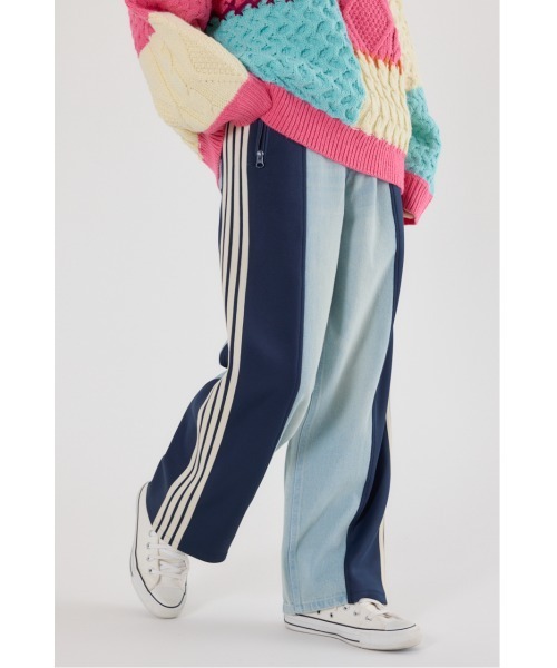 RODEO CROWNS WIDE BOWL(ロデオクラウンズワイドボウル)の「カスタムトラック デニムパンツ(デニムパンツ・レディース・ブルー系その他3/レッド系その他/グリーン系その他・SMALL/MEDIUM/LARGE)」の10枚目の写真