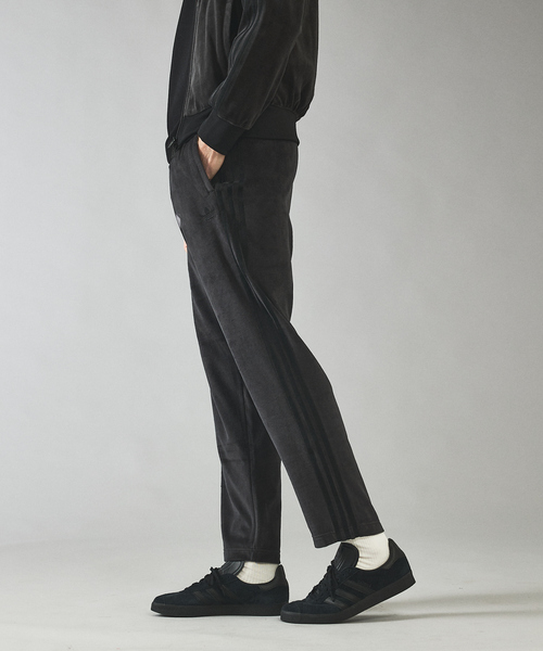 adidas(アディダス)の「【adidas / アディダス】VELOUR SST PANT / ベロア SST パンツ(その他パンツ・メンズ・ブラック/チャコールグレー/ダークネイビー・M/L)」の20枚目の写真