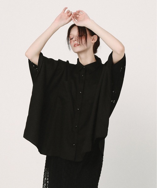 bedsidedrama(ベットサイドドラマ)の「Dancing Lace poncho shirt(シャツ/ブラウス・レディース・ホワイト/ブラック・1)」の3枚目の写真