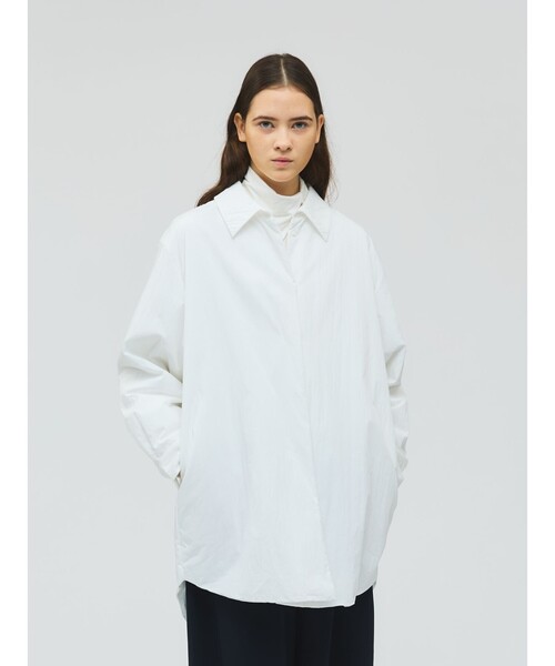 mizuiroind（ミズイロインド）の「mizuiro ind ワイドパディングシャツジャケット（その他アウター・レディース・ピンク/オフホワイト/ブラック/チャコールグレー・FREE）」の2枚目の写真