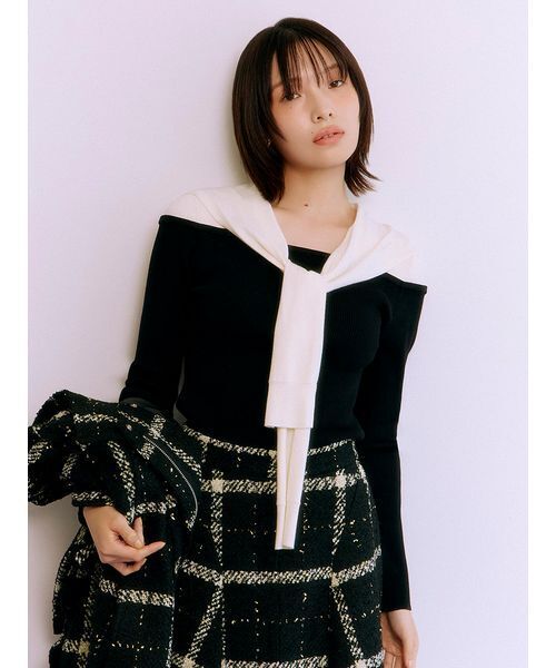 LILY BROWN（リリーブラウン）の「セーラーカーデレイヤードニット（ニット/セーター・レディース・ブラック/ベージュ/ライム・F）」の2枚目の写真