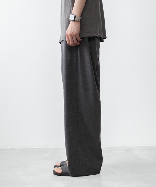 ATTACHMENT(アタッチメント)の「WO/TA ストレッチトロ 1タック ワイドトラウザーズ / WO/TA STRETCH TRO 1TUCK WIDE TROUSERS(スラックス・メンズ・ブラック/グレー/ダークグレー・3/2/1)」の16枚目の写真