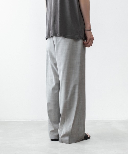 ATTACHMENT(アタッチメント)の「WO/TA ストレッチトロ 1タック ワイドトラウザーズ / WO/TA STRETCH TRO 1TUCK WIDE TROUSERS(スラックス・メンズ・ブラック/グレー/ダークグレー・3/2/1)」の22枚目の写真
