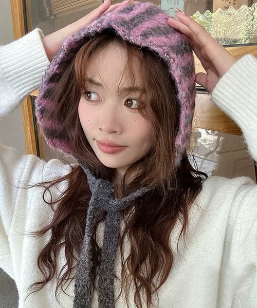 shopnikoniko(ショップニコニコ)の「ボーダー柄 紐付き ニットイヤーマフ(イヤーマフ・レディース・ピンク/ブラック/グリーン/ブルー・フリー)」の1枚目の写真