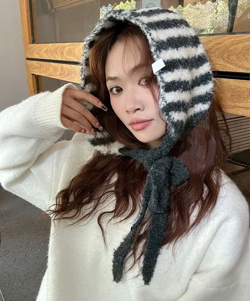 shopnikoniko(ショップニコニコ)の「ボーダー柄 紐付き ニットイヤーマフ(イヤーマフ・レディース・ピンク/ブラック/グリーン/ブルー・フリー)」の5枚目の写真