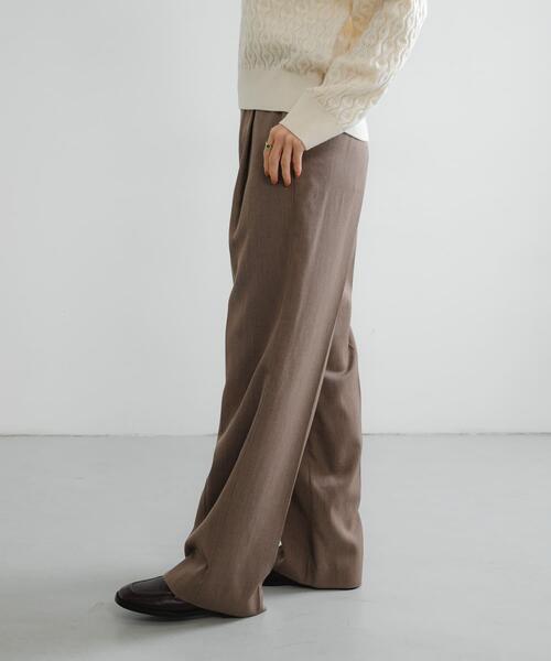 URBAN RESEARCH（アーバンリサーチ）の「new basic　WOOL TWILL SLACKS PANTS（その他パンツ・レディース・ベージュ/オフホワイト・38/36/40）」の7枚目の写真