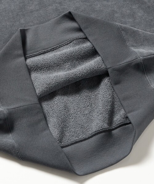 B:MING by BEAMS（ビーミングバイビームス）の「刺繍 モール クルーネック スウェット（ユニセックス）（スウェット・メンズ・チャコールグレー/ベージュ・SMALL/LARGE/X-LARGE/MEDIUM）」の9枚目の写真