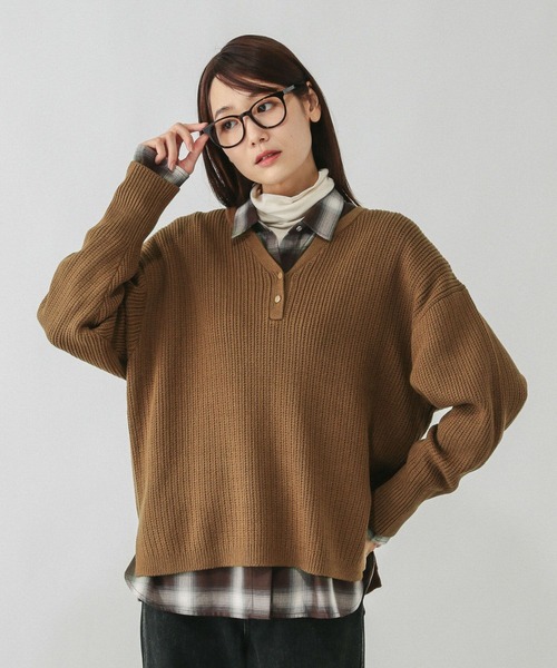 GLOBAL WORK（グローバルワーク）の「毛玉になりにくいキーネック/579675（ニット/セーター・レディース・ブラウン/ネイビー/ライトブルー/アイボリー・LARGE/MEDIUM）」の2枚目の写真