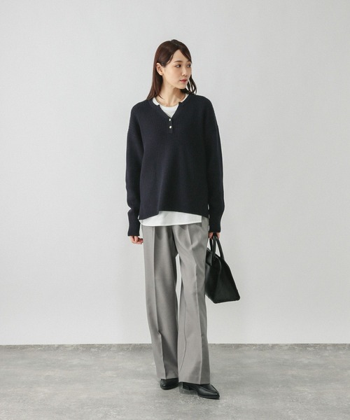 GLOBAL WORK（グローバルワーク）の「毛玉になりにくいキーネック/579675（ニット/セーター・レディース・ブラウン/ネイビー/ライトブルー/アイボリー・LARGE/MEDIUM）」の5枚目の写真