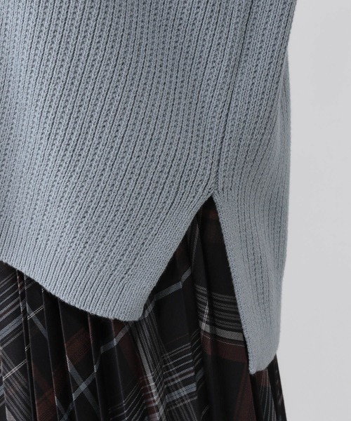 GLOBAL WORK（グローバルワーク）の「毛玉になりにくいキーネック/579675（ニット/セーター・レディース・ブラウン/ネイビー/ライトブルー/アイボリー・LARGE/MEDIUM）」の14枚目の写真