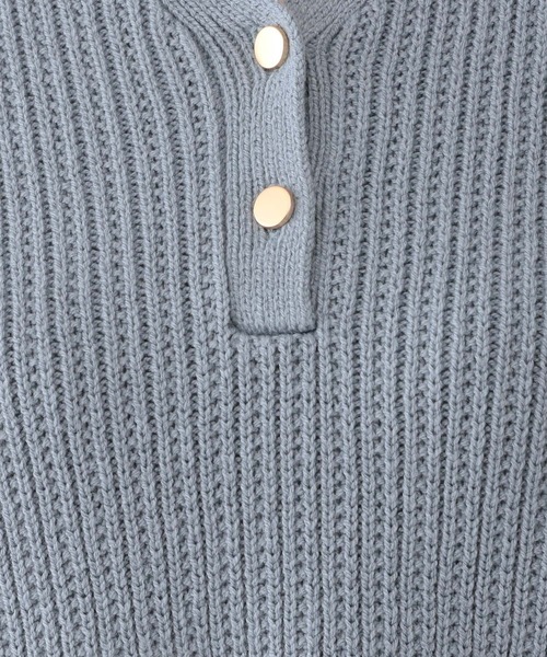 GLOBAL WORK（グローバルワーク）の「毛玉になりにくいキーネック/579675（ニット/セーター・レディース・ブラウン/ネイビー/ライトブルー/アイボリー・LARGE/MEDIUM）」の17枚目の写真