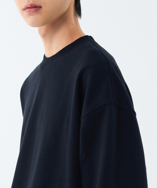 MUSINSA STANDARD（ムシンサスタンダード）の「オーバーサイズスウェットシャツ[ネイビー]（スウェット・メンズ・その他・SMALL/MEDIUM/LARGE/X-LARGE/XX-LARGE/XXX-LARGE）」の6枚目の写真