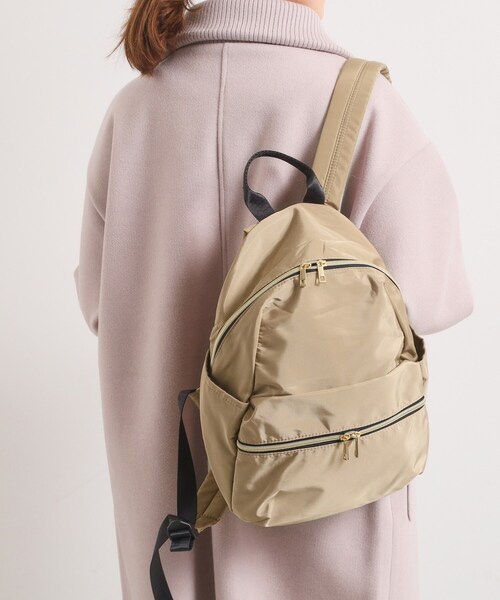 ITS'DEMO(イッツデモ)の「◆高密度ポリ10ポケットミディリュック(バックパック/リュック・レディース・ネイビー/ベージュ/ダークグレー/ブラック・00)」の1枚目の写真