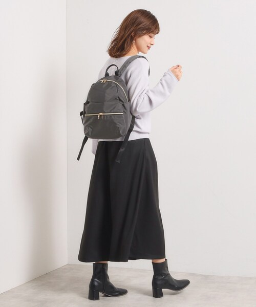 ITS'DEMO(イッツデモ)の「◆高密度ポリ10ポケットミディリュック(バックパック/リュック・レディース・ネイビー/ベージュ/ダークグレー/ブラック・00)」の12枚目の写真