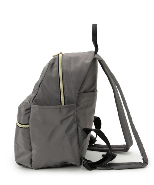 ITS'DEMO(イッツデモ)の「◆高密度ポリ10ポケットミディリュック(バックパック/リュック・レディース・ネイビー/ベージュ/ダークグレー/ブラック・00)」の18枚目の写真