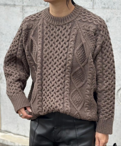 aquagarage（アクアガレージ）の「ケーブル編みニットトップス（ニット/セーター・レディース・ベージュ/ブラウン系その他・FREE）」の2枚目の写真