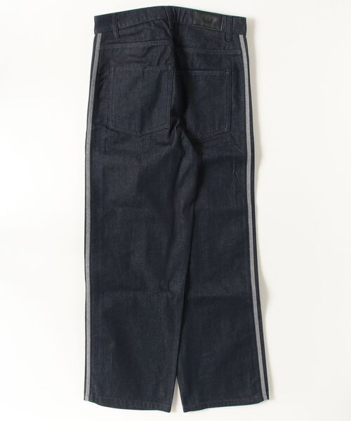 adidas(アディダス)の「adidas DENIM FIREBIRD TRACK PANTS / アディダス デニム ファイヤーバード トラックパンツ(デニムパンツ・メンズ・インディゴブルー・30inch/32inch/34inch/36inch)」の13枚目の写真