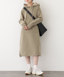 atONE（アットワン）の「裏ボアパーカーワンピース（ワンピース）」