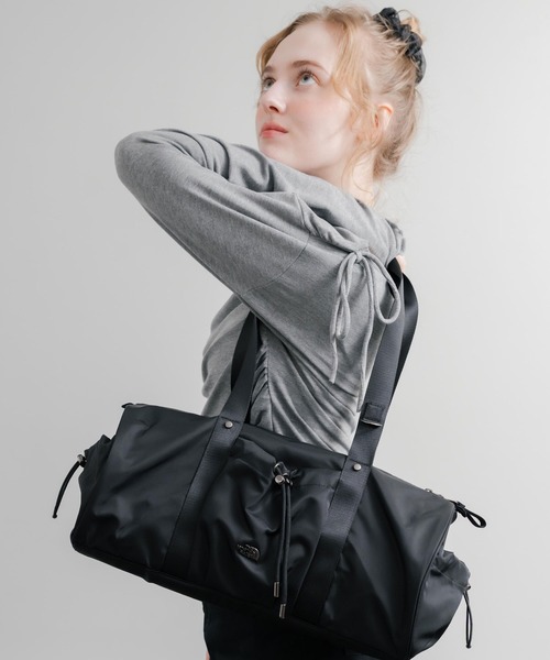 THE NORTH FACE(ザノースフェイス)の「日本未展開モデル THE NORTH FACE ザ・ノースフェイス WHITE LABEL ホワイトレーベル BONNEY DUFFLE BAG S/ダッフルバッグ(ショルダーバッグ・レディース・スモークピンク/ブラック/クリーム・FREE)」の4枚目の写真