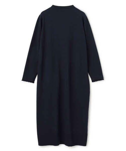 UNFILO(アンフィーロ)の「フリルトリミング ニットワンピース(ワンピース・レディース・ブラック系/ネイビー系・SMALL/MEDIUM)」の7枚目の写真