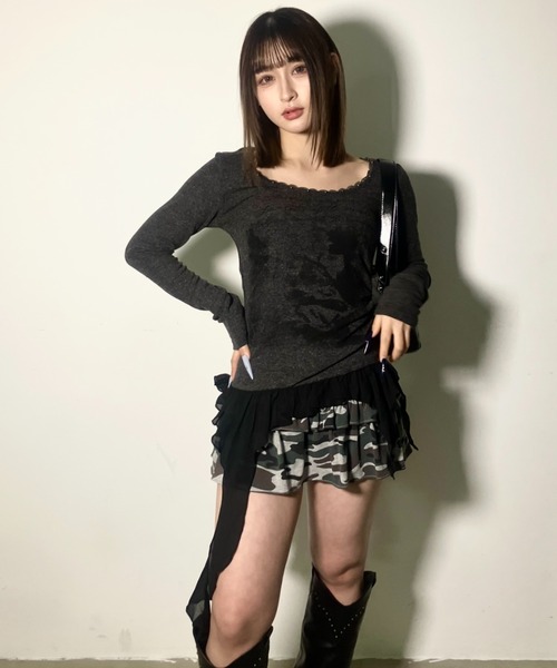 .KOM(ドットコム)の「A'GEM/9 × .kom 『.KOMZ/ドットケーオーエムゼット』 シャドウフリル シアーロングスリーブカットソー(Tシャツ/カットソー・レディース・ホワイト/グレー・FREE)」の12枚目の写真