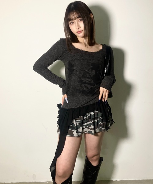 .KOM(ドットコム)の「A'GEM/9 × .kom 『.KOMZ/ドットケーオーエムゼット』 シャドウフリル シアーロングスリーブカットソー(Tシャツ/カットソー・レディース・ホワイト/グレー・FREE)」の13枚目の写真