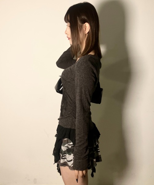 .KOM(ドットコム)の「A'GEM/9 × .kom 『.KOMZ/ドットケーオーエムゼット』 シャドウフリル シアーロングスリーブカットソー(Tシャツ/カットソー・レディース・ホワイト/グレー・FREE)」の14枚目の写真