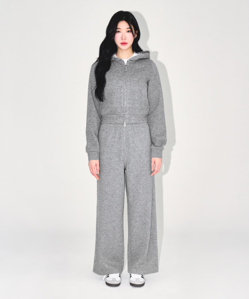 BORN TO WIN（ボーントゥウィン）の「W KNIT LIKE SEMI CROP HOODIE ZIP-UP [MELANGE GREY]（ジャージ・レディース・その他・1/2）」の3枚目の写真