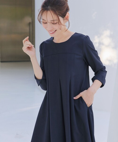 Tiaclasse(ティアクラッセ)の「ボックスタックAラインワンピース(ワンピース・レディース・ベージュ/ネイビー/グレー・S/M/L)」の5枚目の写真