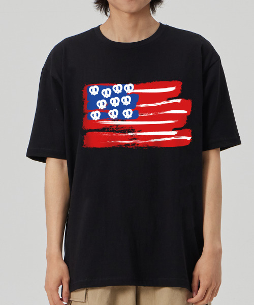 BY.L(バイエル)の「プレッツェルフラッグ半袖Tシャツブラック(Tシャツ/カットソー・メンズ・その他・MEDIUM/LARGE/X-LARGE)」の2枚目の写真