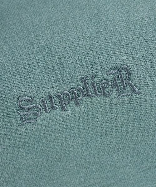 SUPPLIER(サプライヤー)の「A'GEM/9 × .kom 『SUPPLIER/サプライヤー』 Distressed Cross Zip Hoodie/ダメージ加工クロスジップパーカー(パーカー・メンズ・グリーン/ブラック・XL/L)」の12枚目の写真