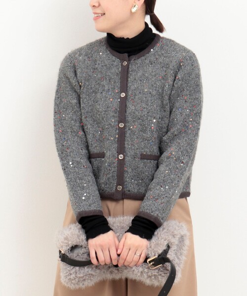 MICO COULIER（ミコクリエ）の「カラフルスパンコールカーディガン（カーディガン/ボレロ・レディース・グレー系その他3/グレー系その他・38）」の4枚目の写真